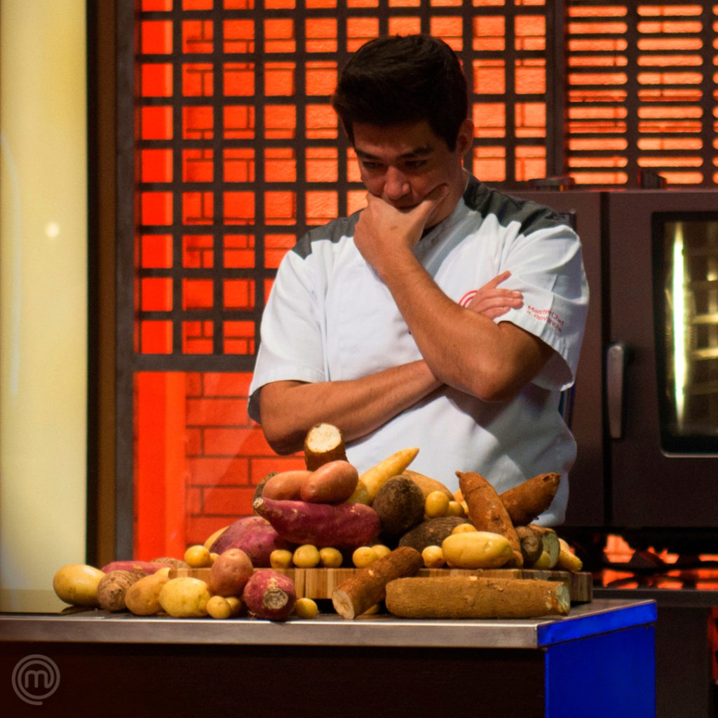 Fernando conquistou a vitória na primeira prova com a caixa misteriosa dos tubérculos - Foto: Carlos Reinis/Band/Masterchef